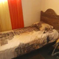 تخت یک نفره چوبی