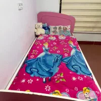 تخت و کمد  سالم بدون عیب فقط بدون تشک