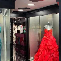 فروشنده لباس مجلسی