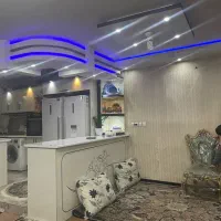 فروش یک طبقه مسکونی و سه باب مغازه تجاری
