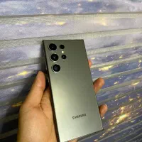 S24 ultra بدون‌کوچیک ترین نقطه