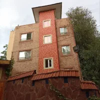 نقاشی ساختمان. اجرای طرح سنگ و آجر