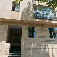 فرمانیه ۱۱۵ متر نوساز کلید نخورده نورگیر مستقیم