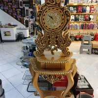 ساعت کنسول تمام طلایی