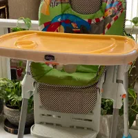صندلی غذا خوری کودک خارجی برندchicco اصل