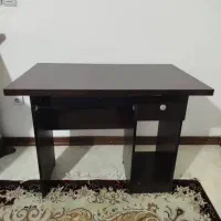 فروش ۲ عدد میز کامپیوتر
