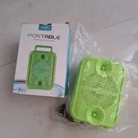اسپیکر کاملا نو با جعبه