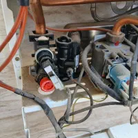 تعمیر و سرویس تخصصی پکیج و آبگرمکن دیواری
