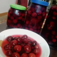 کمپوت خوشمزه گیلاس