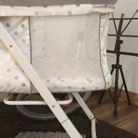 تخت کنار مادر خارجی