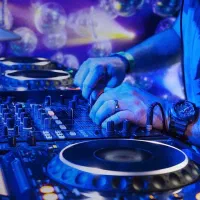 دوره ی کامل آموزش DJ