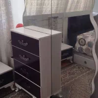 تخت بسیار تمیز وسالم