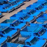 باربری وانت بارحمل باراثاثیه منزل با نیسان وکارگر
