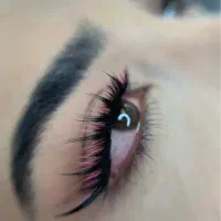 خدمات آرایشگری در منزل