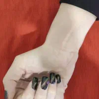 کاشت ناخن حرفه ای و تخصصی