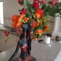 گل وگلدان