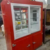 یخچال ساندویچی و نوشابه