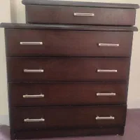 تخت و دراور کشودار سالم