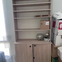 کتابخانه و میز کار کرم
