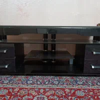 میز تلویزیون شیشه ای