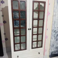 کمد لباس و کتابخانه