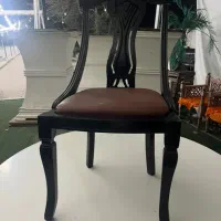صندلی چوبی