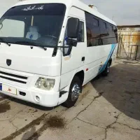 راننده مینی بوس هیوندای