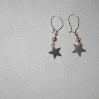 گوشواره یک گرم و سی سوت بچگانه