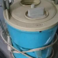 آبمیوه گیری قدیمی سالم
