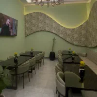 اشپز فرنگی یا کمک اشپز