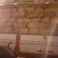 کاه پرس یا همون سیفال یونجه پرس هم موجود هست