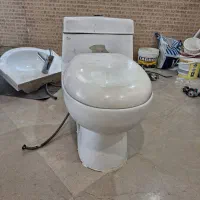 توالت فرنگی و روشویی