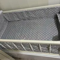 تخت و گهواره بچه