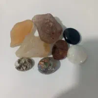 سنگ قیمتی و نگین