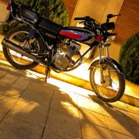 موتور سیکلت قدیم پلاک