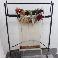 دار قالی به همراه نخ نقشه و تمام وسایل
