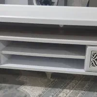 میز تلویزیون در حد نو