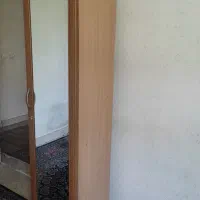 کمد . جاکفشی