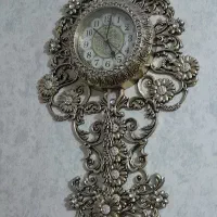 ساعت دیواری طرح برنجی