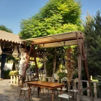 منشی تالار