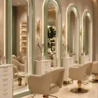 به یک رنگ کار باسابقه و مژه کار و ناخن کار