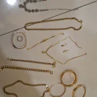 ۱۱۰ گرم طلا به قیمت تابلو سرویس دستبند زنجیر النگو