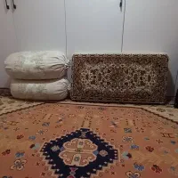 بالش و پشتی و صندلی