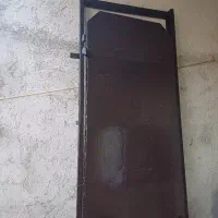 در آهنی
