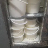تازه و سفت پنیری گوسفندی