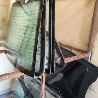 شیشه اتومبیل