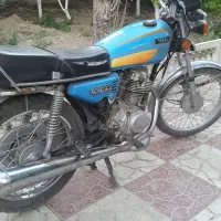 موتورهندا ۱۲۵مدل ۸۳