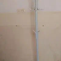 چوب لباسی ایستاده