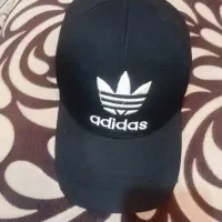 وسایل جانبی گوشی همراه با یک عدد کلاه