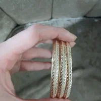 النگوطلاروس